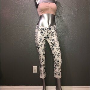Vince Camuto white floral skinny jeans